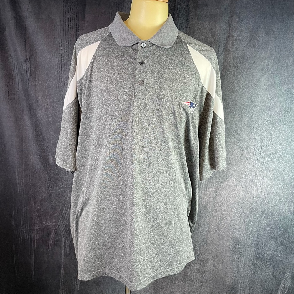 N.E. Patriots Mens Grey 4XL 1/4 Button Shirt EUC